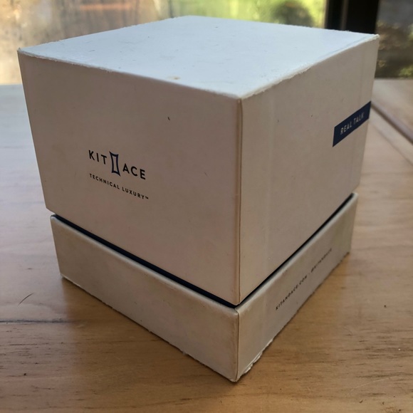 PRE-LOVED π€ Kit & Ace Real Talk Volume 1 - Picture 6 of 6